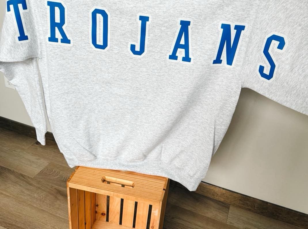 OVERSIZED TEXT ACROSS CHEST - ADULT