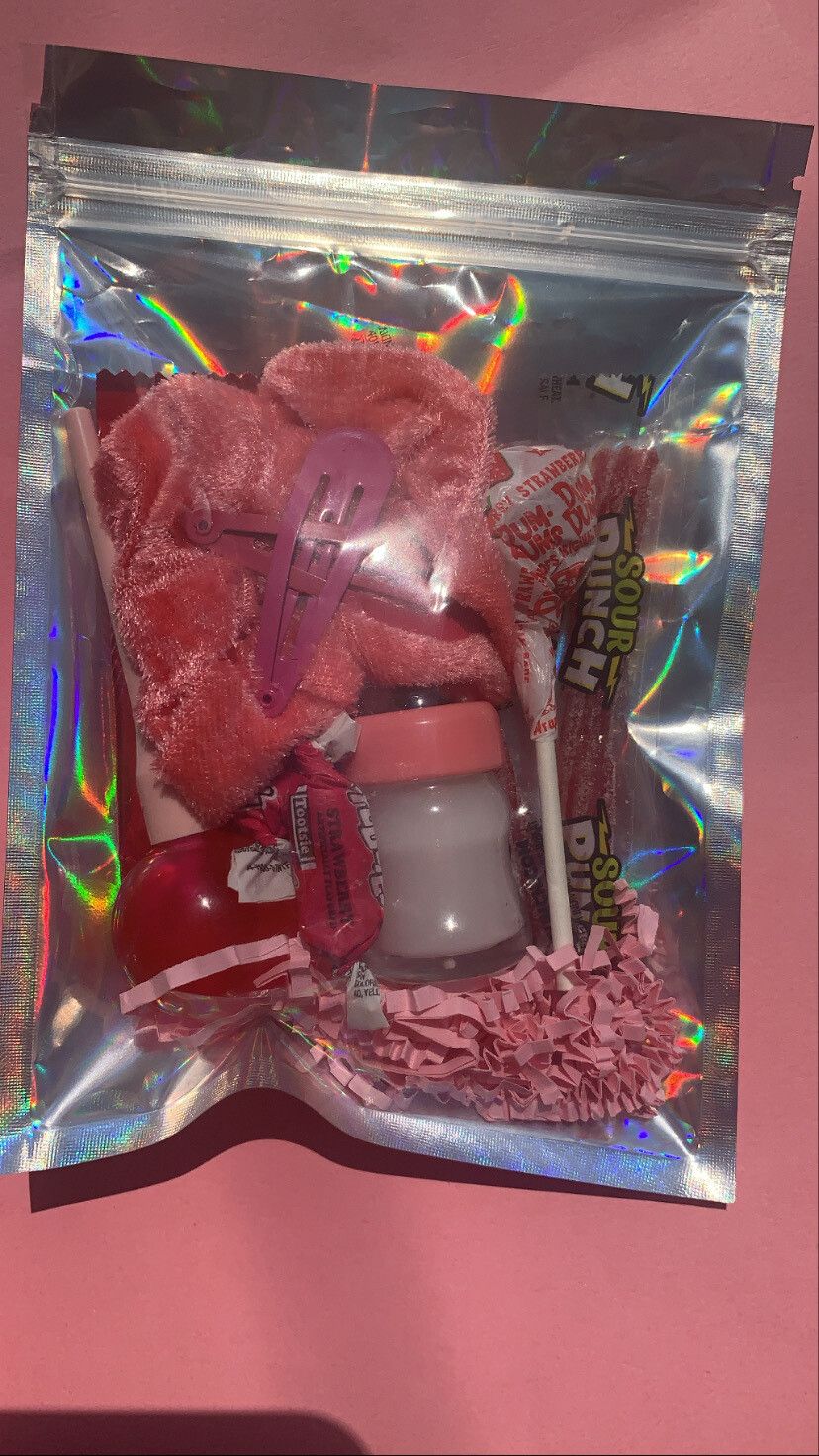 𝙋𝙚𝙧𝙠𝙮𝙋𝙧𝙞𝙣𝙘𝙚𝙨𝙨𝘽𝙪𝙣𝙙𝙡𝙚