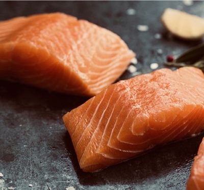 4 Portion Pack Salmon Uncooked Steaks (200g X4 = 800g) KOSHER/ HALLAL