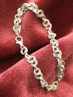 925 Silver round & faceted wire Bracelet 925 Silver round & faceted wire Bracelet