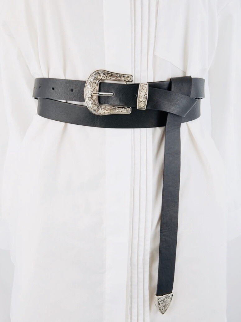 Black double belt