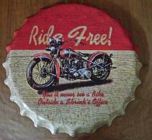 Capsule garage moto (Harley Davidson)