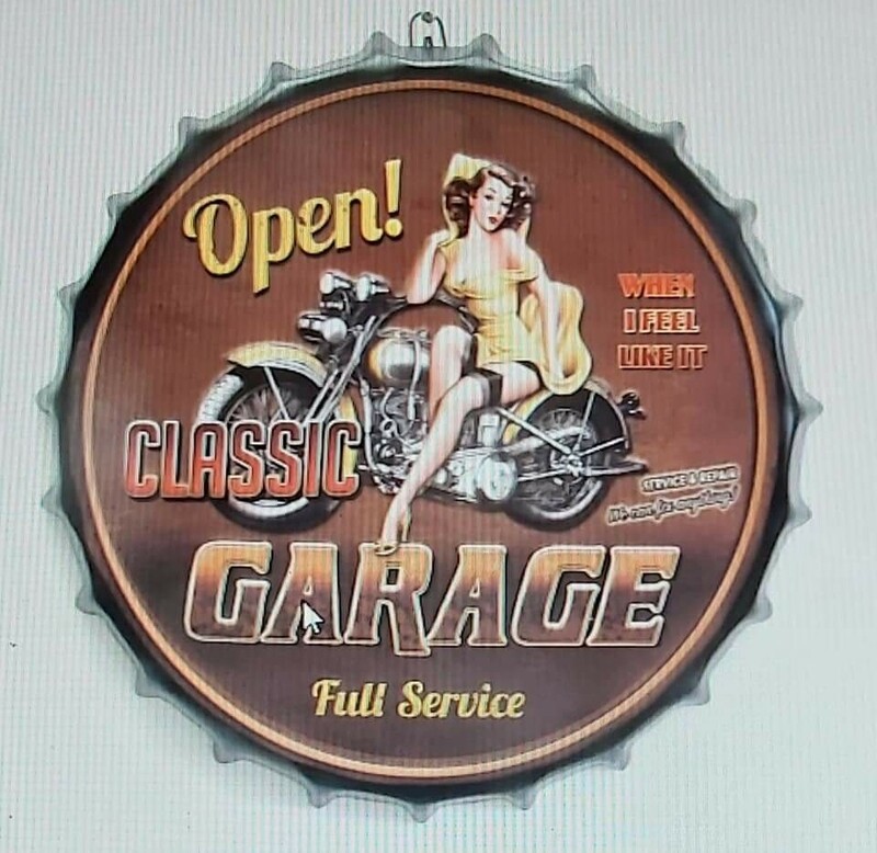Capsule garage moto ((harley davidson)