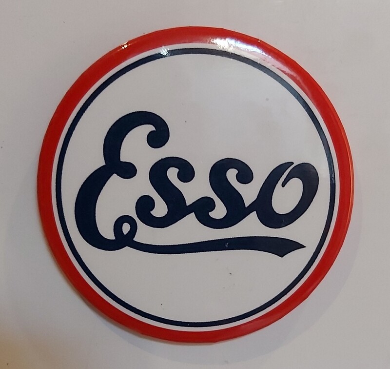 Magnette esso garage 