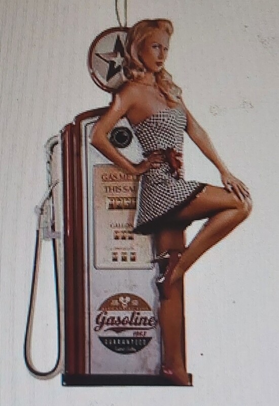 Pin&#39;up blonde pompe gasoline 