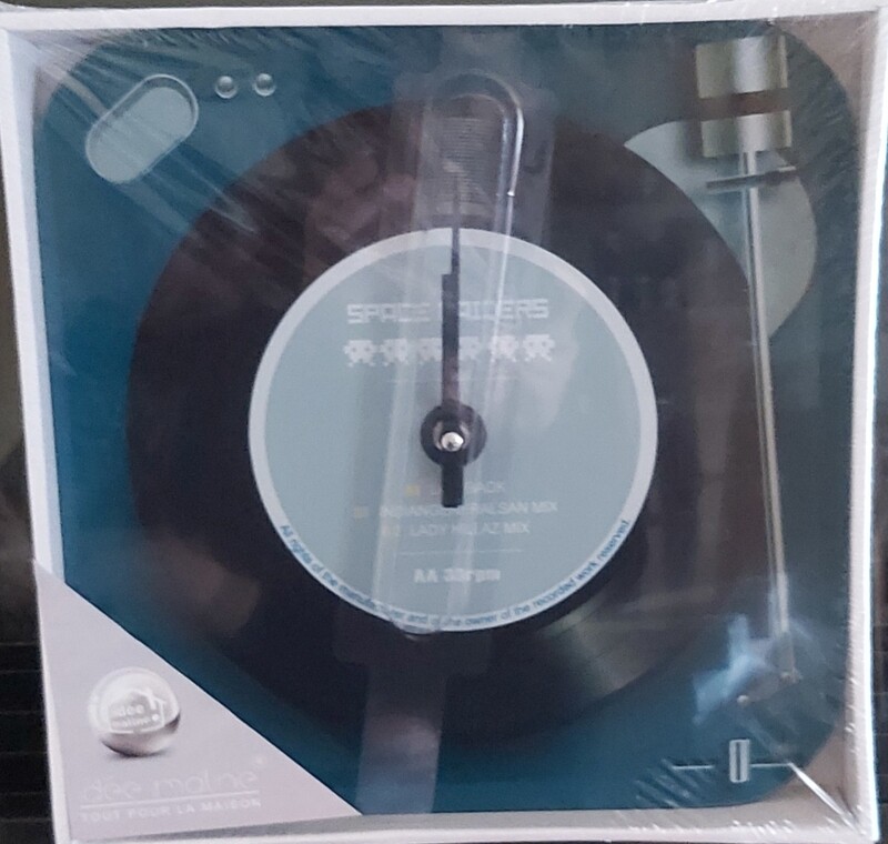 Horloge tourne disque