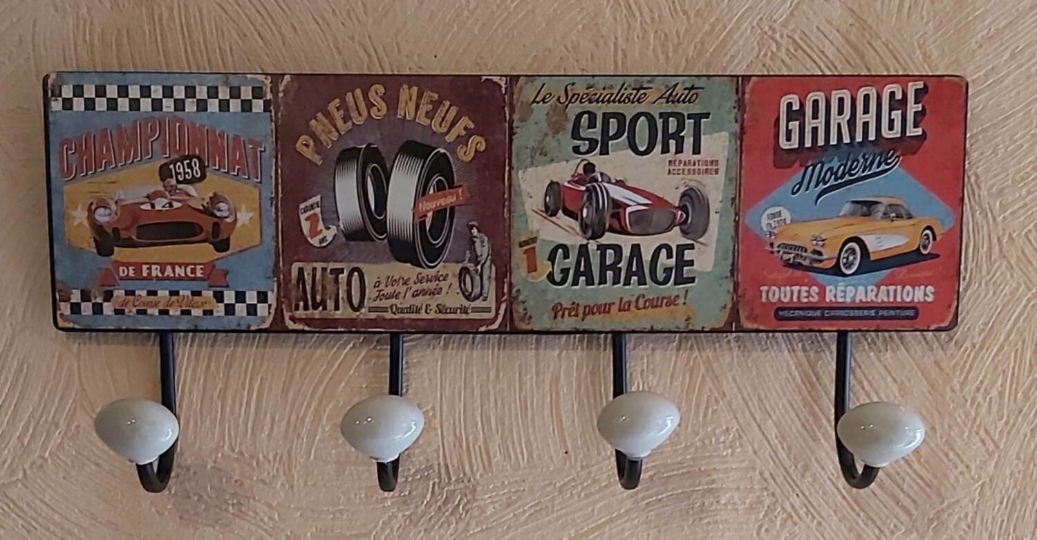 Porte manteau voiture sport