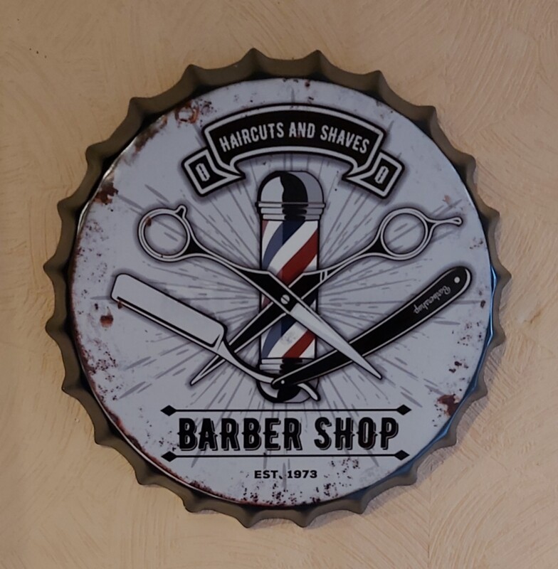 Capsule barber