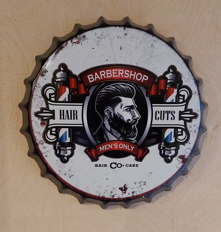 Capsule barber