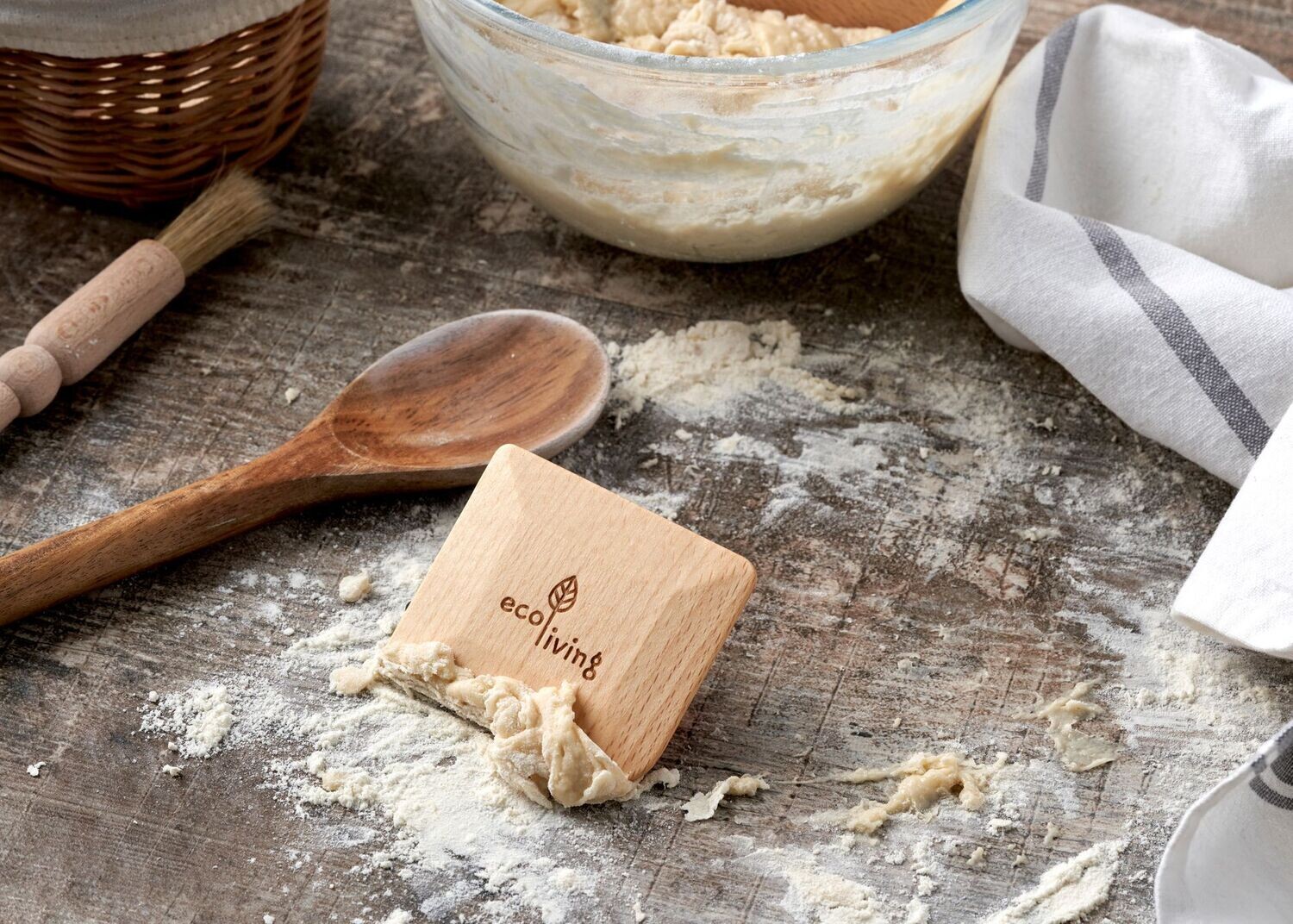 EcoLiving Wooden Pan Scraper