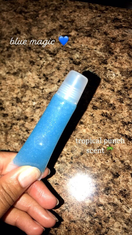 lip gloss (blue magic)