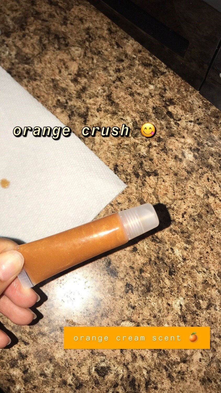lip gloss (orange crush)