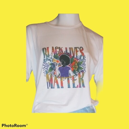 Black Lives Matter Tee