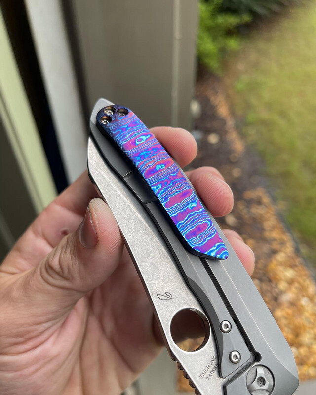 Custom Spyderco Paysan Clip