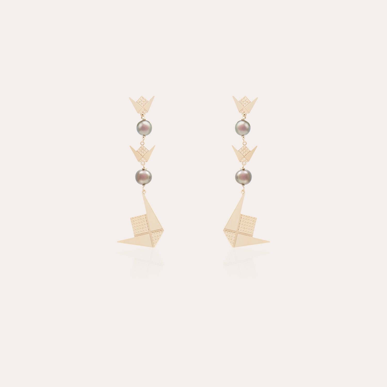 Emblem Gold Earrings with Pearls