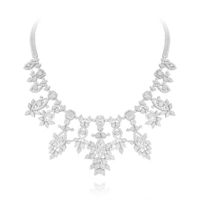 Eternal Diamond Necklace with Trapeze and Baguette Diamond