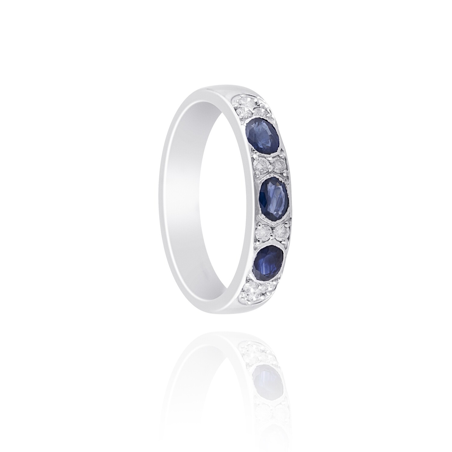 Eternal Ring Diamond with Sapphire