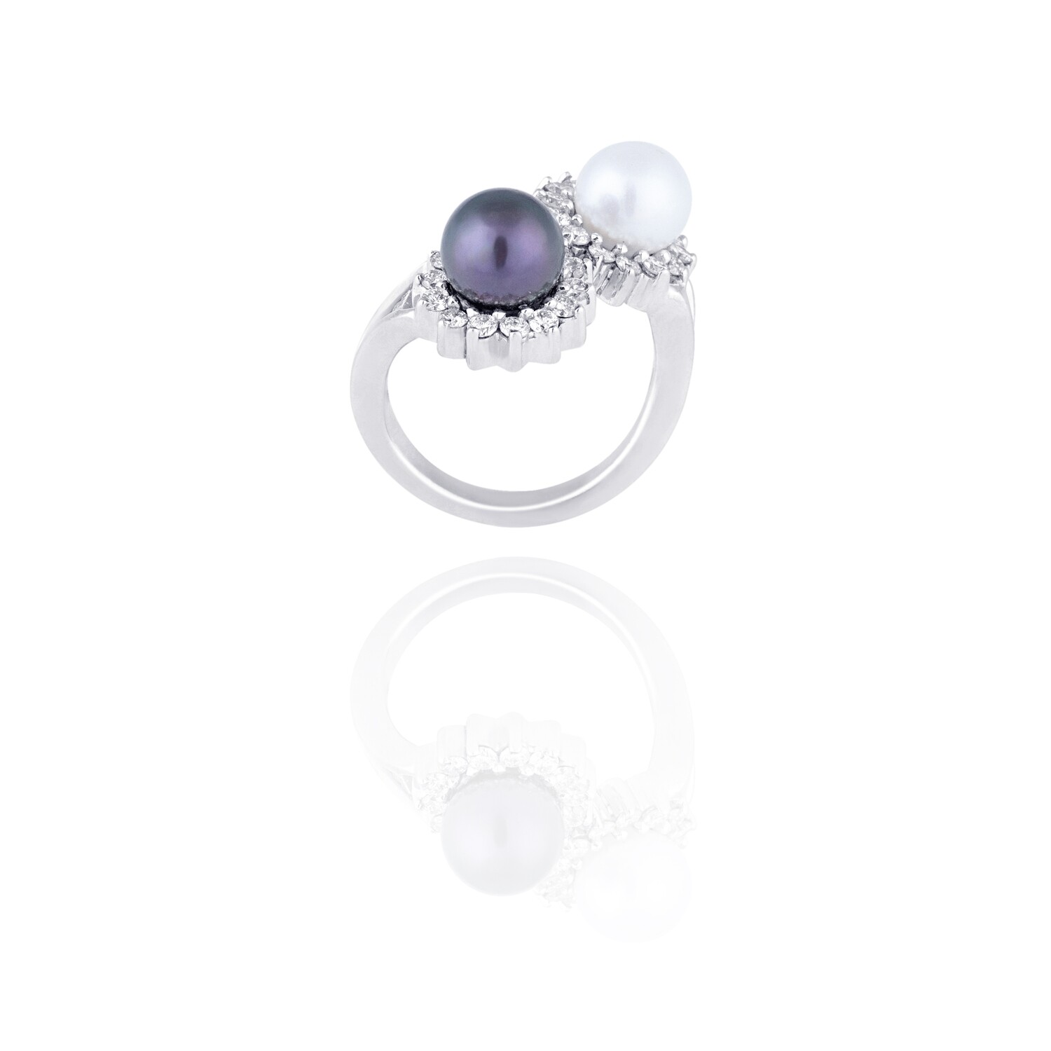 Eternal Diamond Ring with Pearls