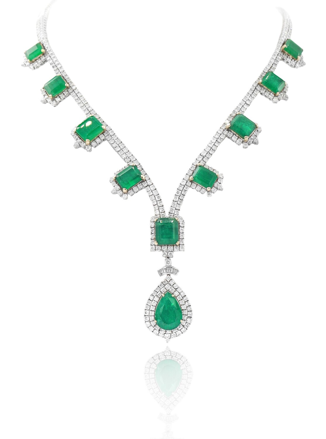 Eternal Diamond Necklace with Emerald and Trapeze Diamond