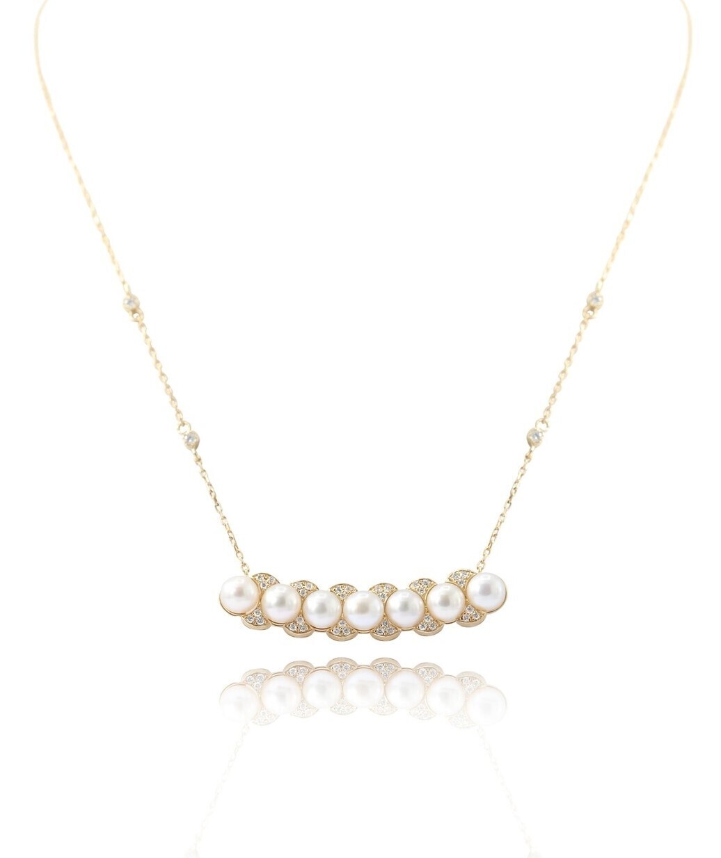 Eternal Diamond Necklace with Pearls