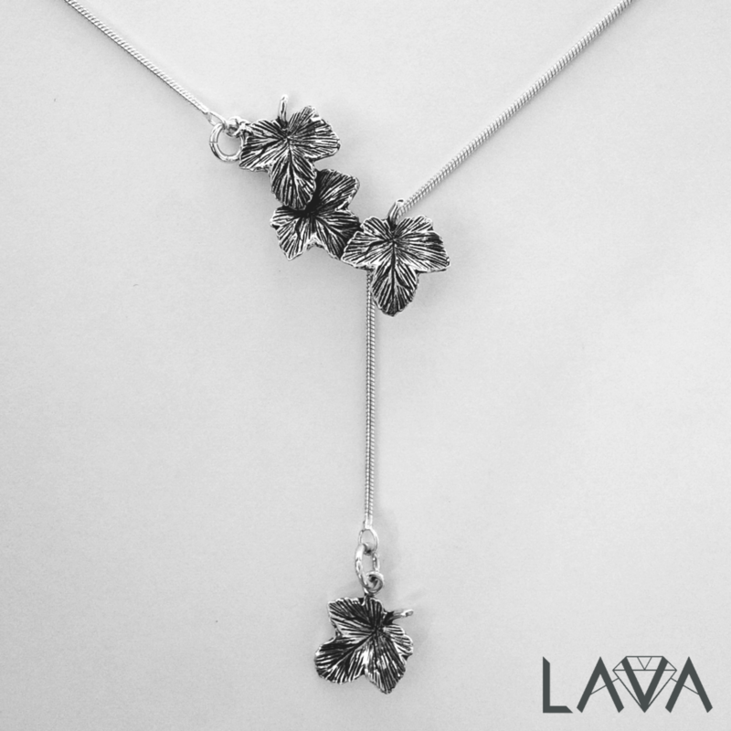 Ivy leaf necklace