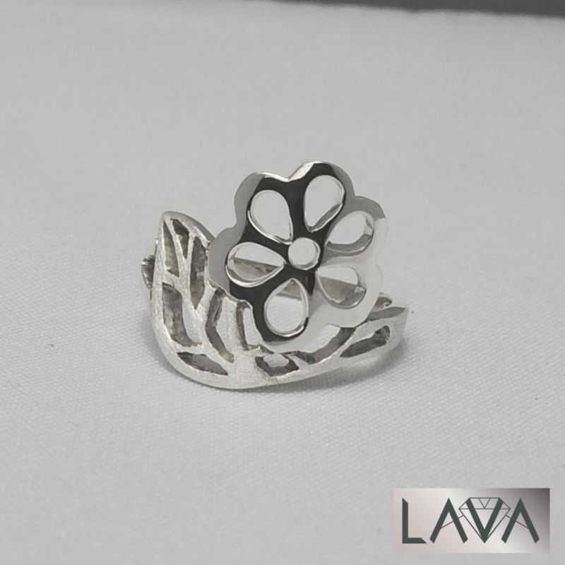 Flower and leaf ring (free shipping)