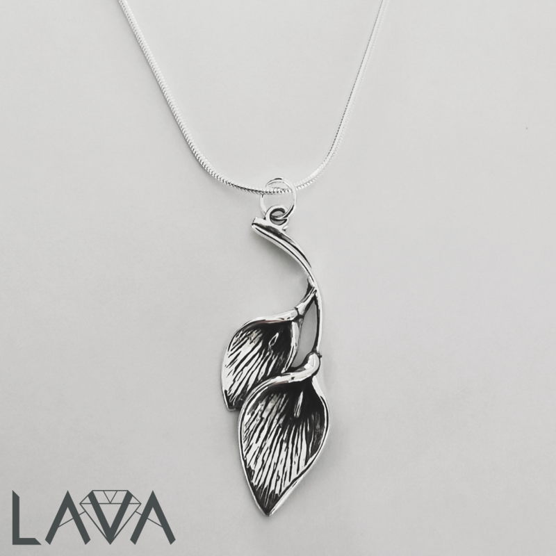Arum lily pendant on sterling silver chain (free shipping)