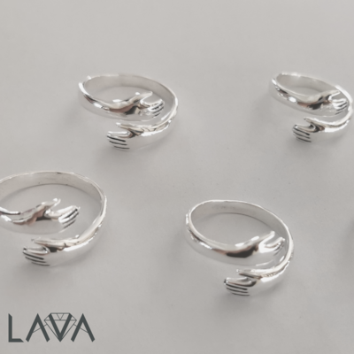 Hug ring in solid non-tarnish silver (free shipping)