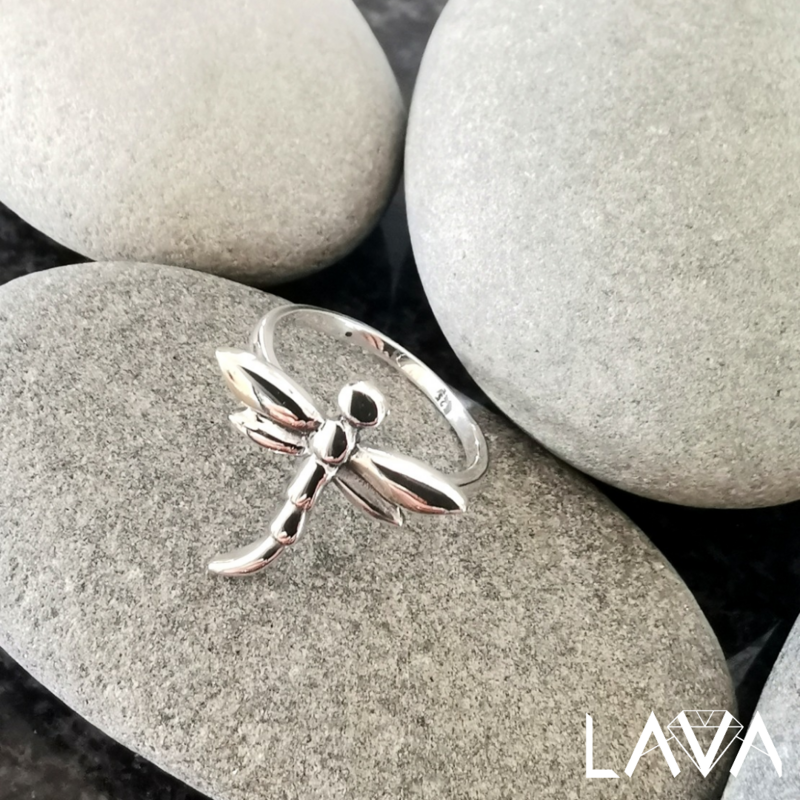 Dragonfly ring in sterling silver