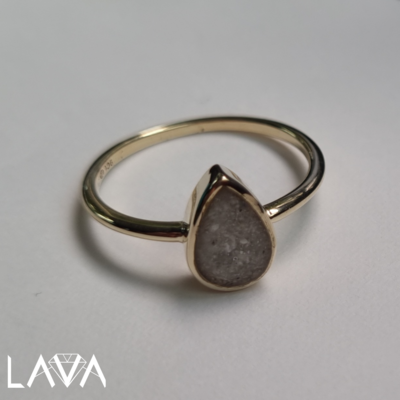 Cremation remembrance ring teardrop plain 9ct gold