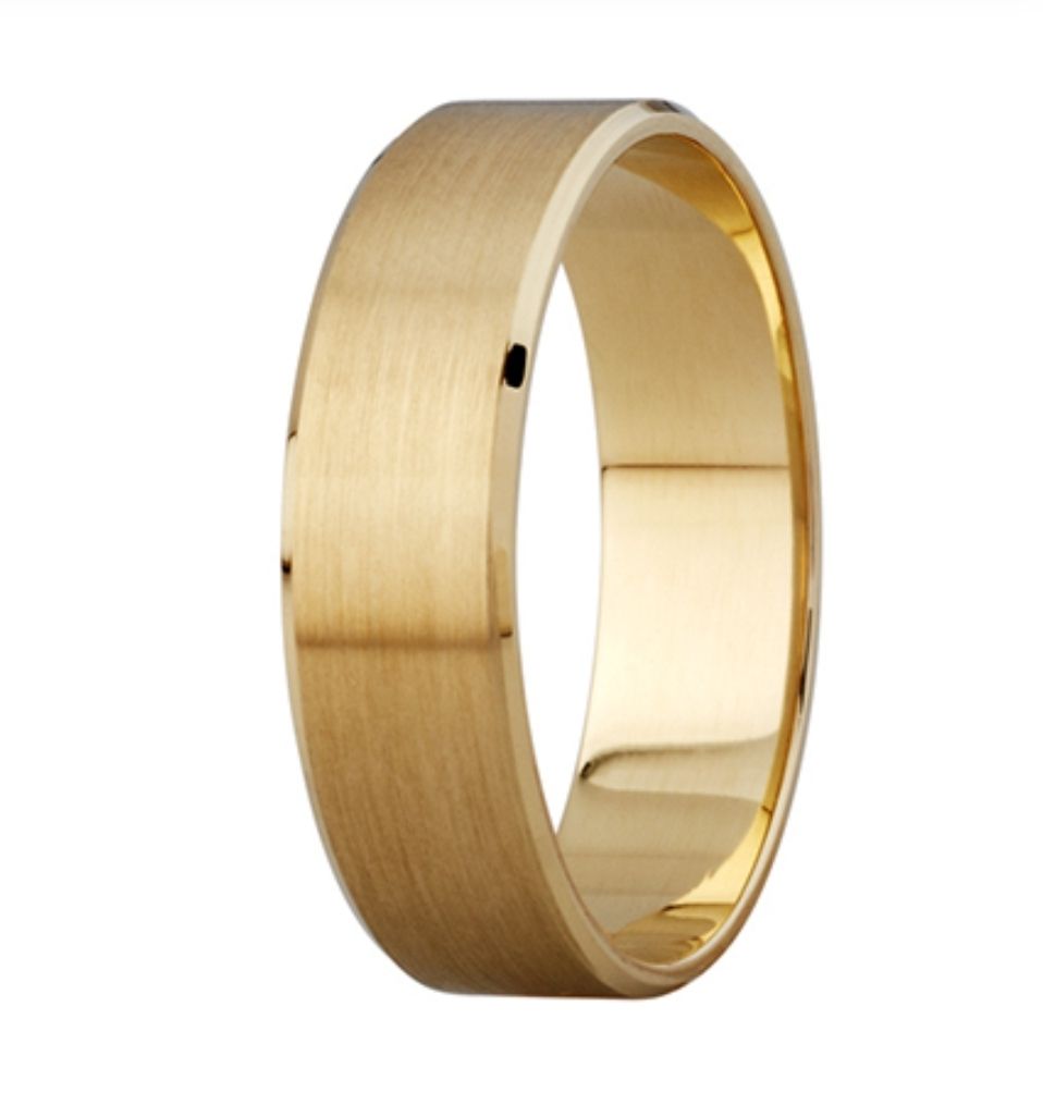 9k Yellow Gold Bevel Edge Satin Wedding Band (6mm)
