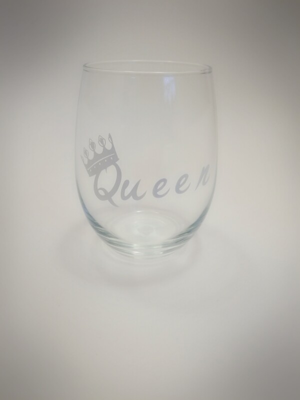 Queen wine glass Goblet