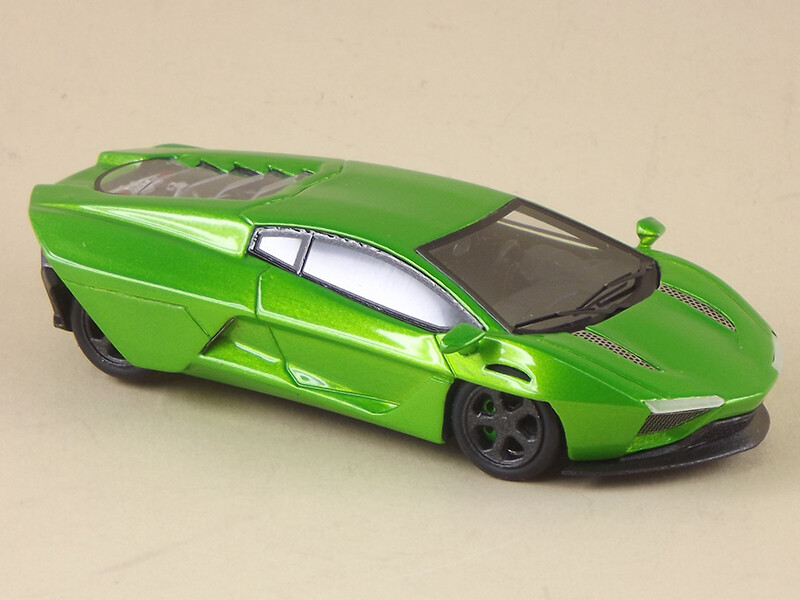 ABC324 - SERPETTI RATON SU BASE LAMBORGHINI ADVENTADOR