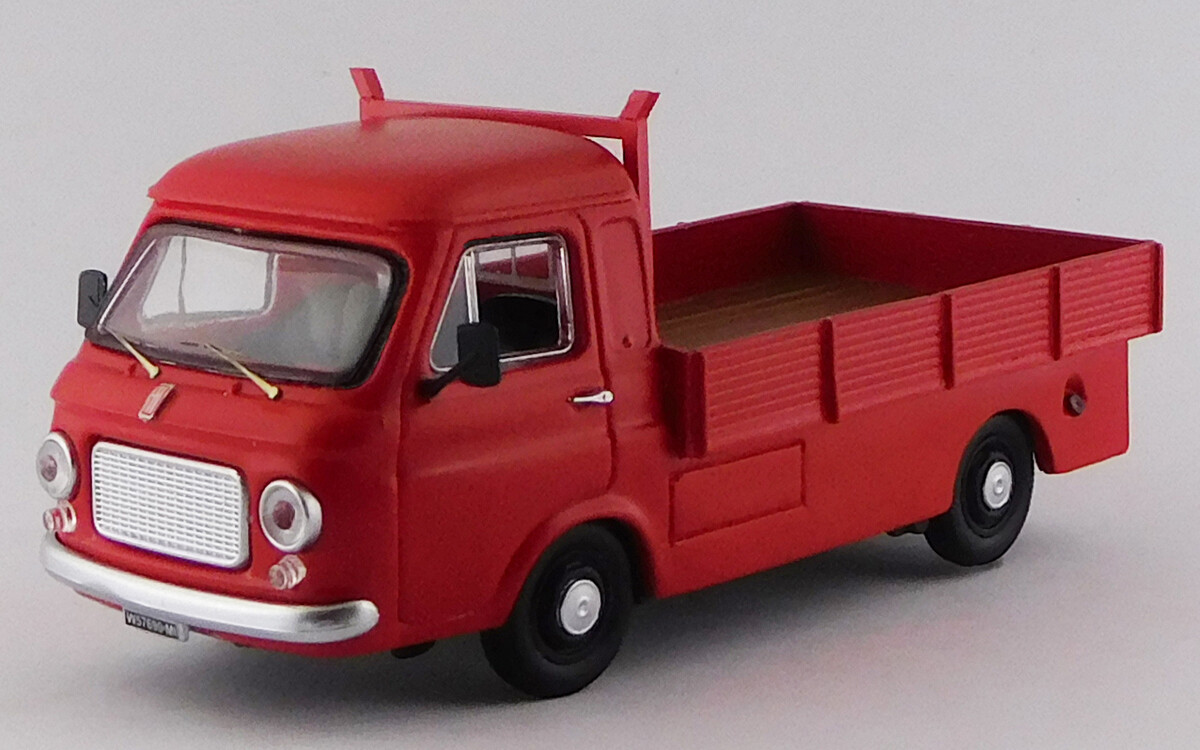 RIO MODEL RIO4636 FIAT 241 Light Truck (versione allargata) 1968 Red RESIN