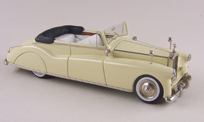 ABC 218W ROLLS ROYCE PHANTOM IV SHAH DI PERSIA 4AF6 1952 (WHITE )