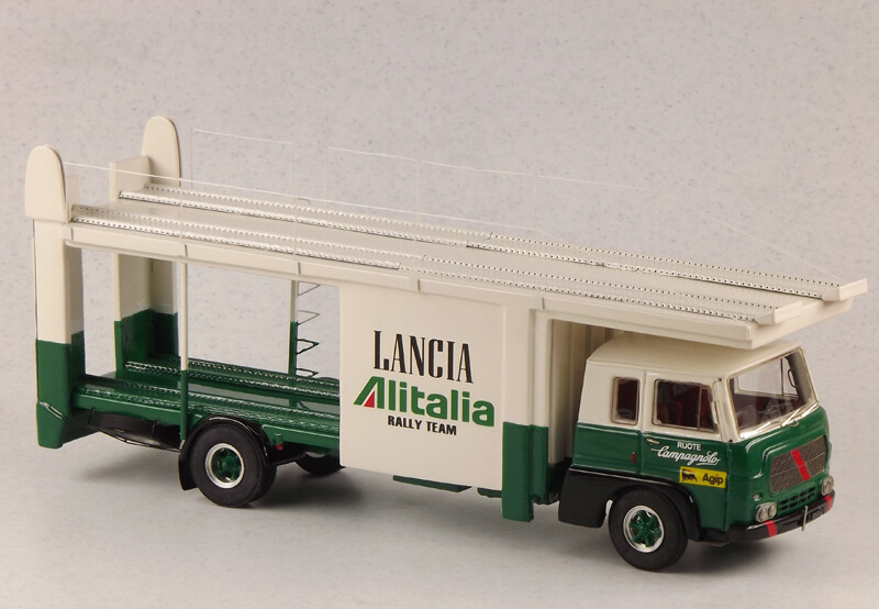 ABC 284AV FIAT 672 BISARCA SCUDERIA LANCIA  ALITALIA 1977 LONG WHEELBASE (GREEN/WHITE)