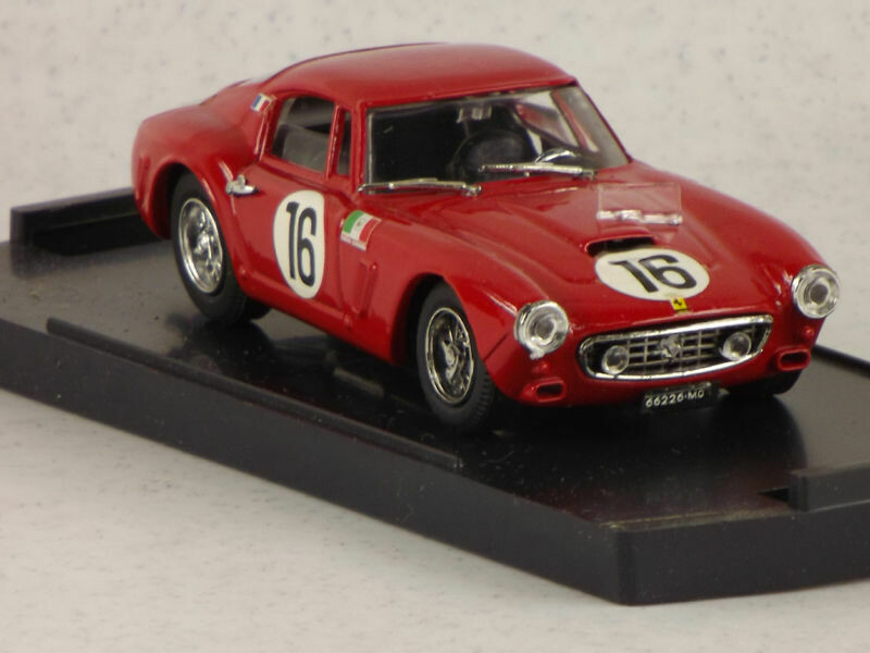 BANG 7078 FERRARI 250 SWB ''LE MANS 61'' RED