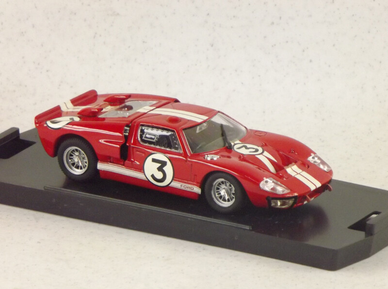 BANG7082 FORD MK II "LE MANS 66" RED