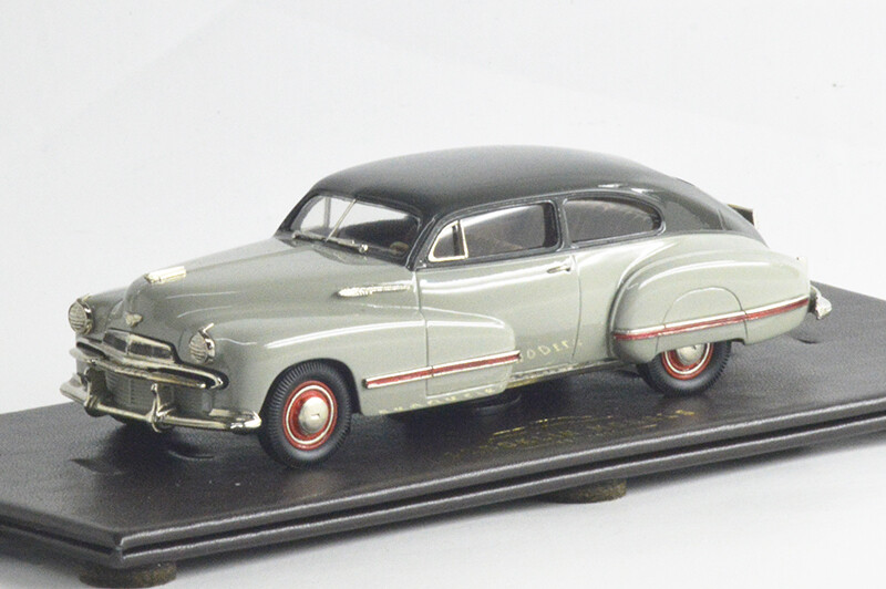 BROOKLIN MODELS BROKLTD001 1942 OLDSMOBILE 98 B-44 SEDANET TWO TONE
