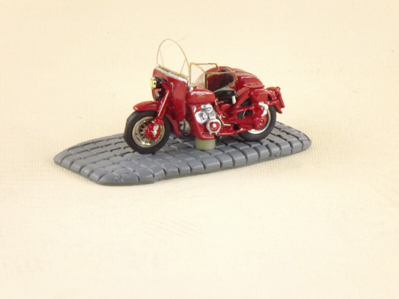 CB CBMT08 MOTO GUZZI FALCONE  CON SIDECAR ROAD