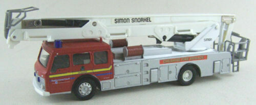 CORGI 32001 CHESHIRE FIRE BRIGADE SIMON SNORKEL