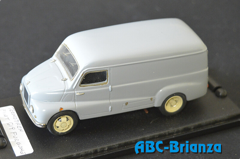 TECNOTREN FIAT 615 FURGONE