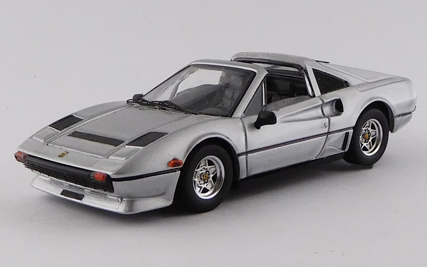 BEST9793  FERRARI 208 GTS TURBO 1982 Grigio Met.-Gray Met.