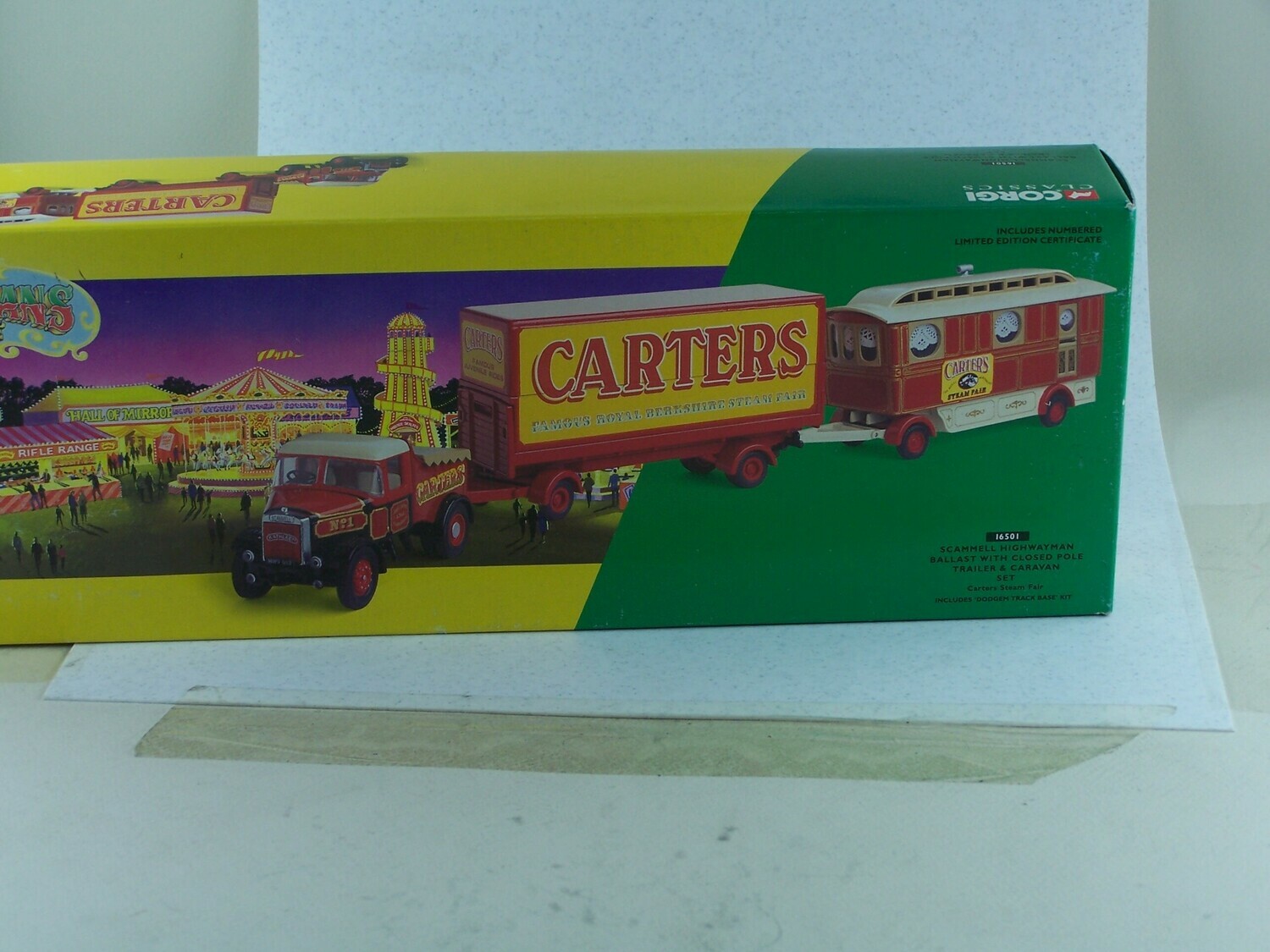 CORGI 16501 SCAMMELL HIGHWAYMAN BALLAST WITH CLOSED POLE TRAILER &CARAVAN SET