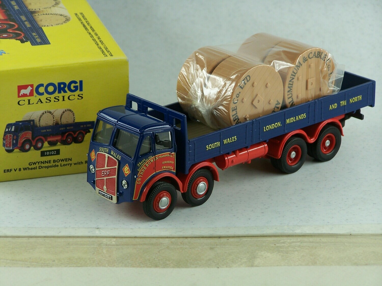 CORGI 10102 GWYNNE BOWEN ERF V8 WHEEL DROPSIDE LORRY WITH REELS