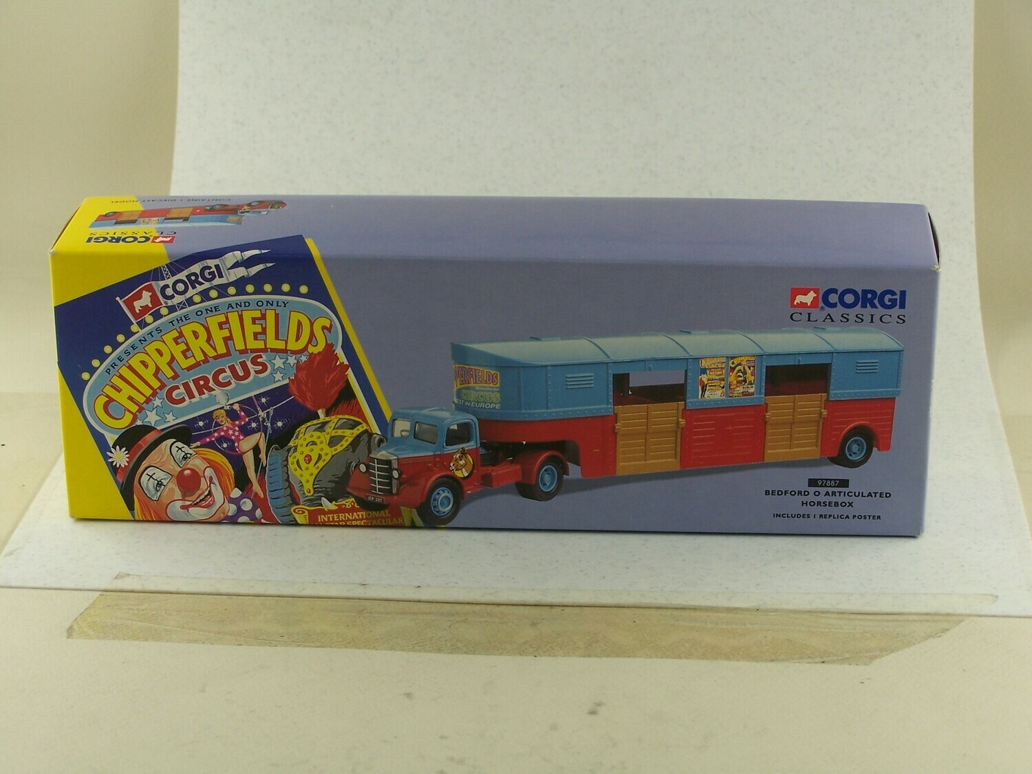 CORGI 97887 BEDFORD O ARTICULATED HORSEBOX