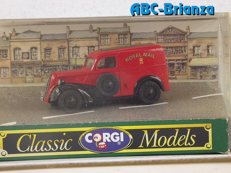 CORGID980-16 FORD POPULAR VAN  ROYAL MAI