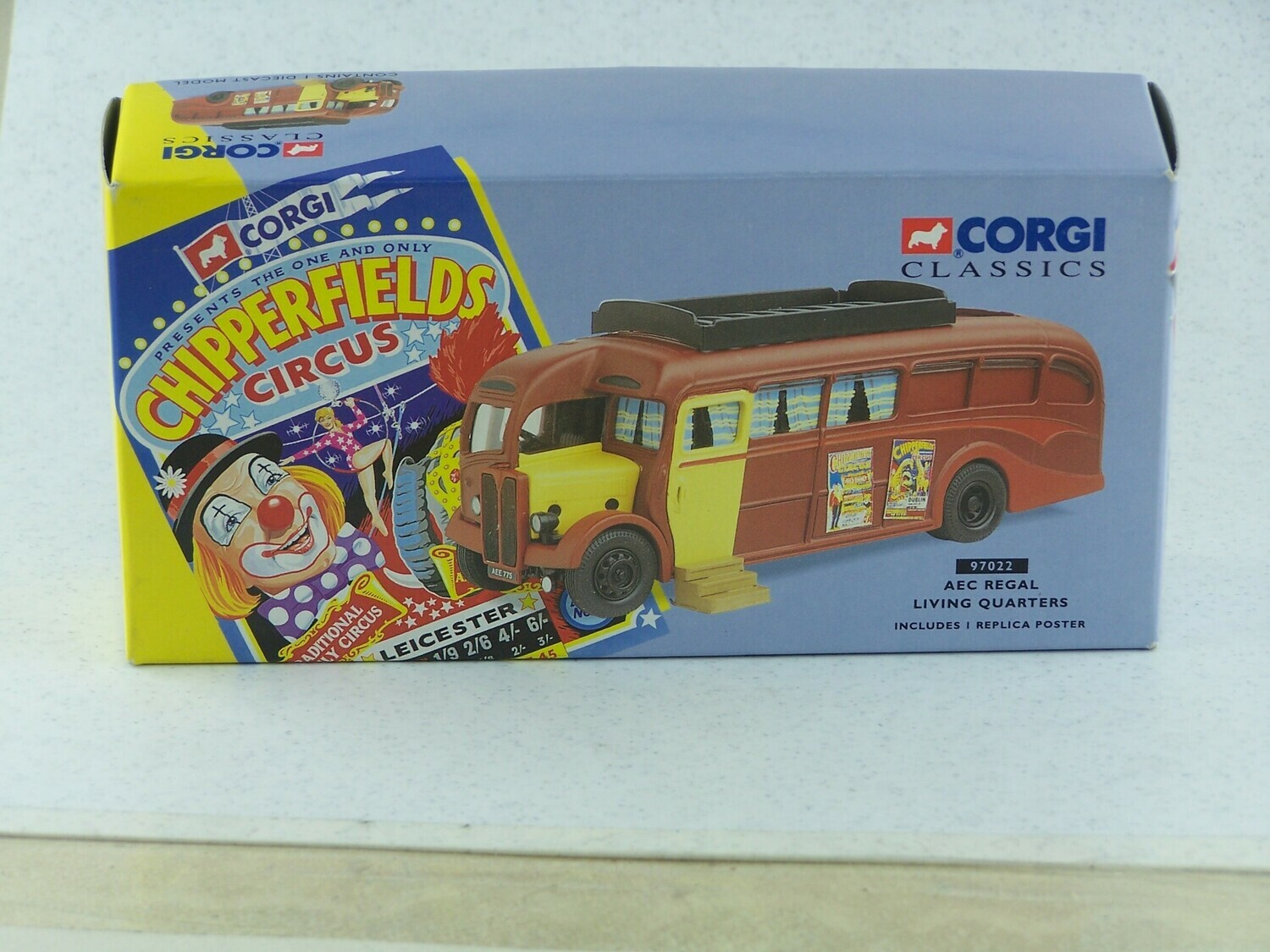 CORGI 97022 AEC REGAL LIVING QUARTERS