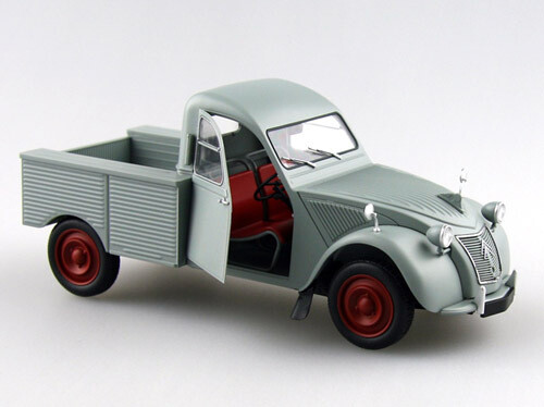 EBBRO EB25004 - AUTO CITROEN 2CV Pick Up 1:24