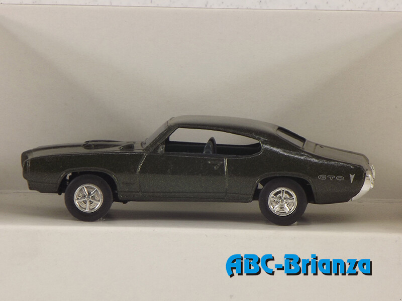 ERTL2589   PONTIAC GTO '68